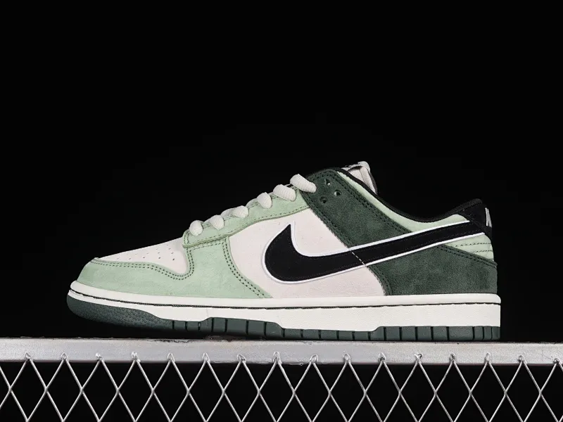All Categories Nk SB Dunk Series Nk SB Dunk Low Low-top sneakers Otomo Katsuhiro x Nk SB Dunk Low "Steamboy OST" Creative customization collaboration Otomo Katsuhiro joint SB low-top sports and leisure sneakers LF0068-001